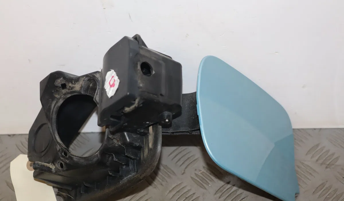 Volet de trappe carburant Renault KANGOO - GRAND KANGOO II (KW0-1_) 1.5 dci 90 (kw05, kw08, kw0g, kw11) (2008) occasion