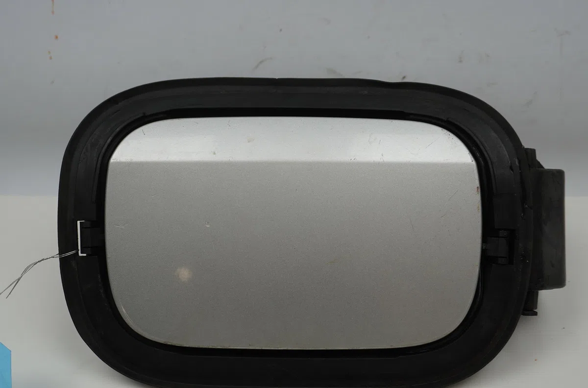 Volet de trappe carburant Renault LAGUNA III (BT0-1) 2.0 dci (bt01, bt08, bt09, bt0e, bt0k, bt12, bt1c, bt1d,... (2007-2