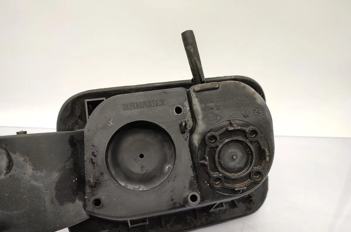 Volet de trappe carburant RENAULT MEGANE 2 PHASE 2 occasion