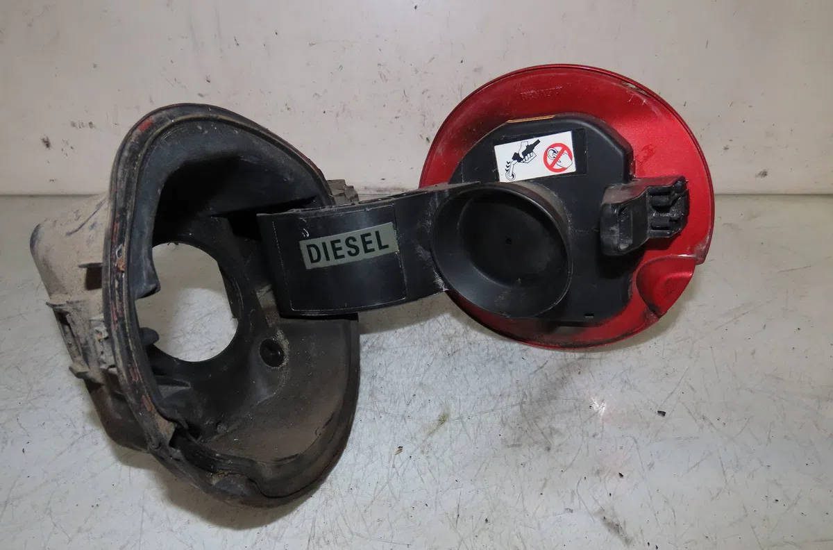 Volet de trappe carburant RENAULT MEGANE 2016 occasion