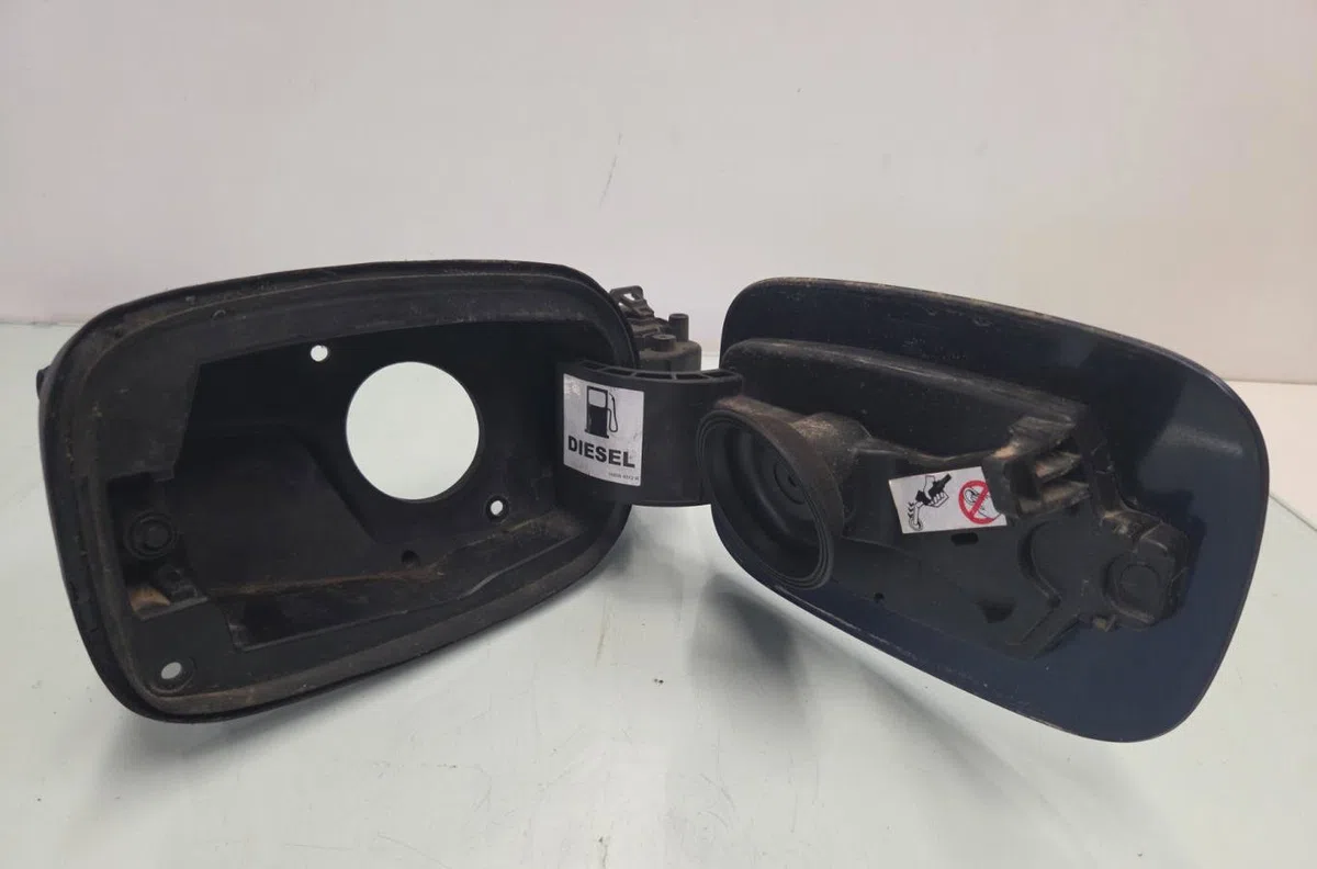 Volet de trappe carburant RENAULT MEGANE 4 PHASE 1 occasion