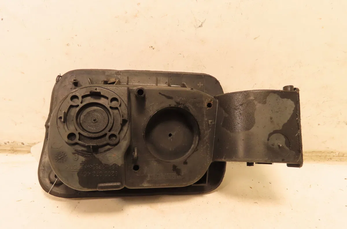 Volet de trappe carburant Renault MEGANE II (BM0-1_, CM0-1_) 2.0 (2006-2008) occasion