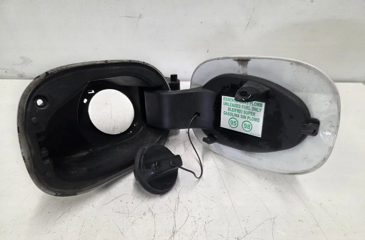 Volet de trappe carburant RENAULT MODUS PHASE 2 occasion