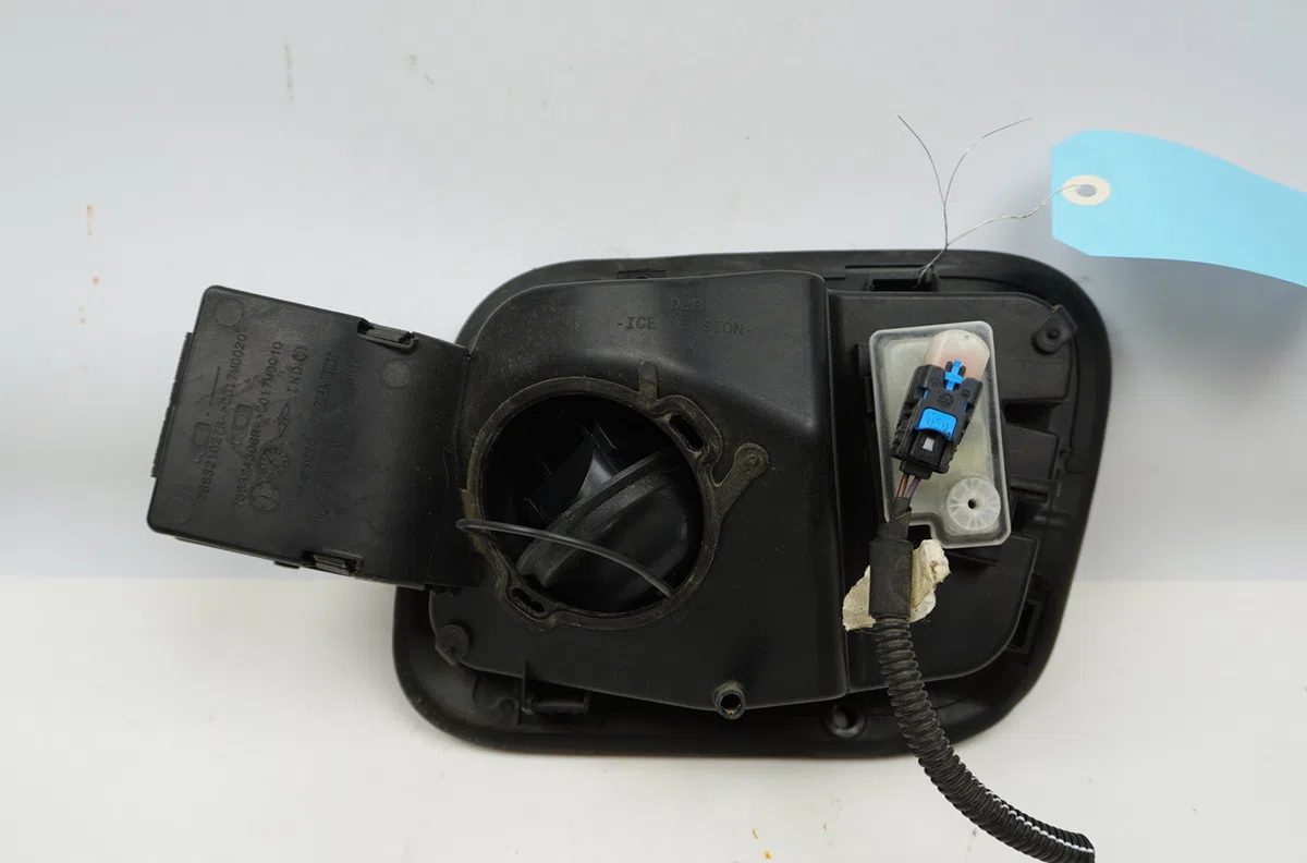 Volet de trappe carburant Renault SYMBIOZ 1.6 e-tech 145 (2024) occasion