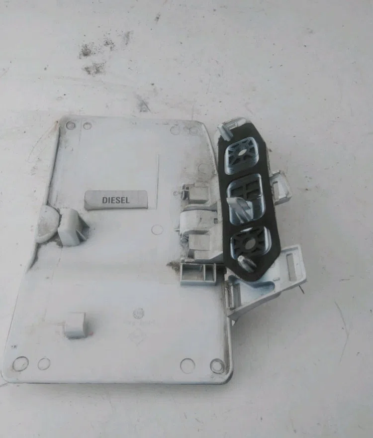 Volet de trappe carburant Renault TRAFIC II Camionnette (FL) 2.0 dci 90 (fl0h) (2006) occasion