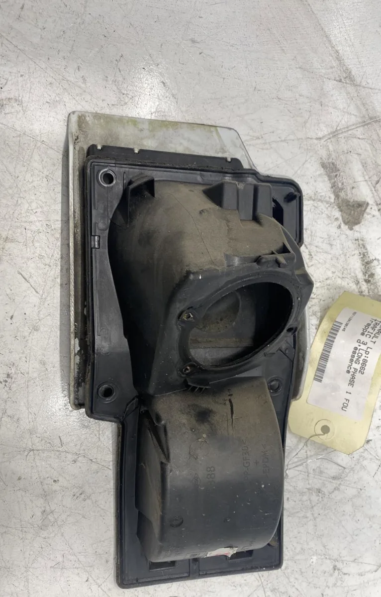 Volet de trappe carburant Renault TRAFIC III Camionnette (FG_) 1.6 dci 120 (fgmb) (2014) occasion