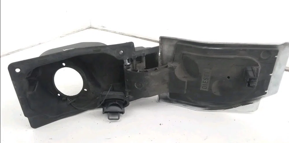 Volet de trappe carburant Renault TRAFIC III Camionnette (FG_) 1.6 dci 140 (fgma) (2014) occasion