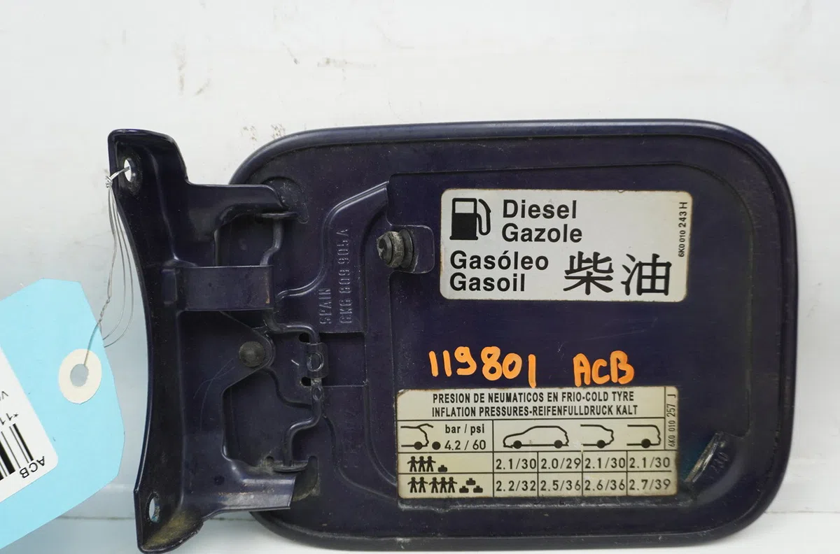 Volet de trappe carburant Seat IBIZA II (6K1) 1.9 sdi (1996-1999) occasion