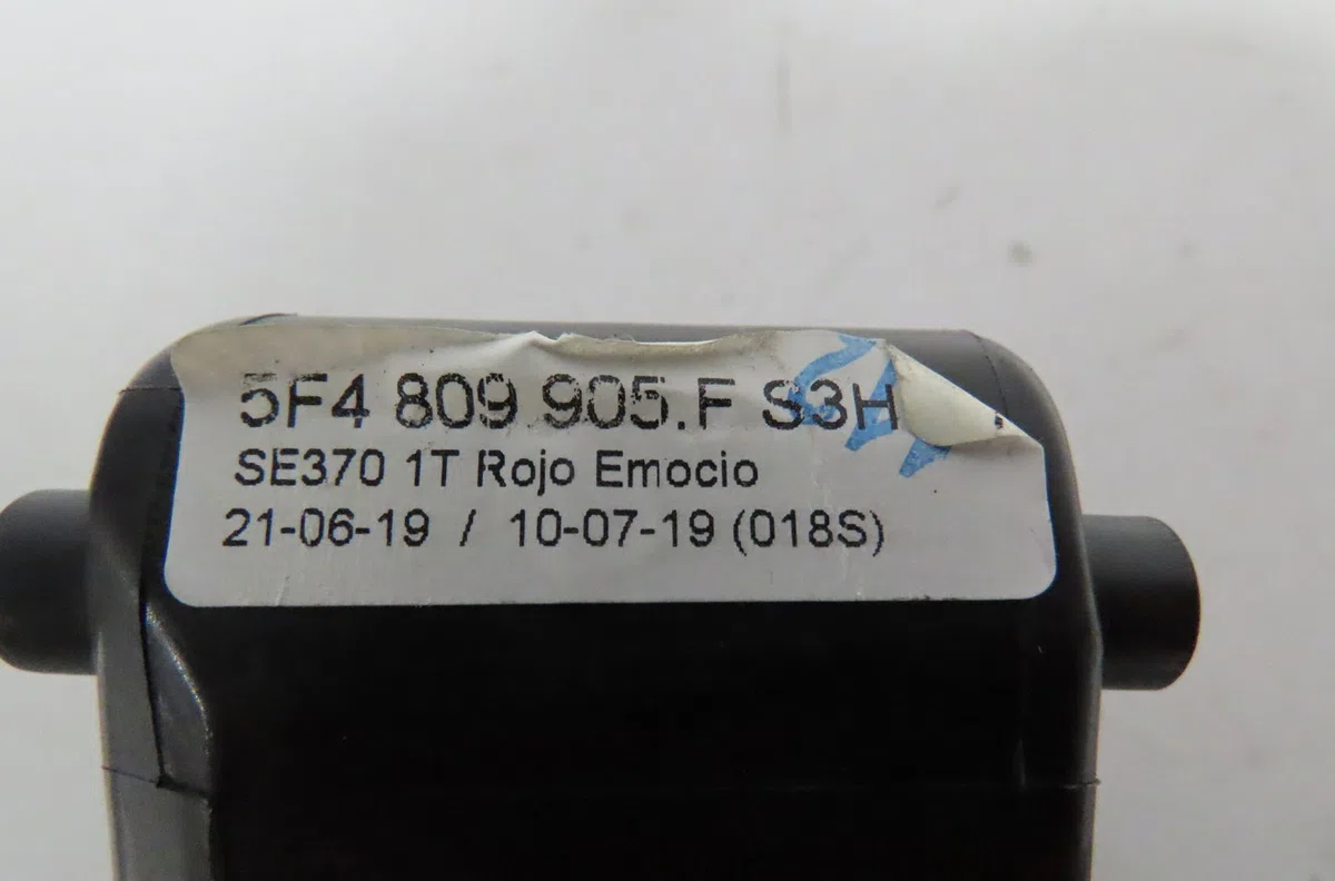 Volet de trappe carburant Seat LEON ST (5F8) 1.0 tsi (2015-2020) occasion