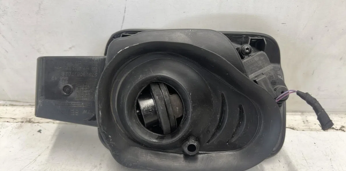 Volet de trappe carburant SKODA KAROQ PHASE 1 occasion