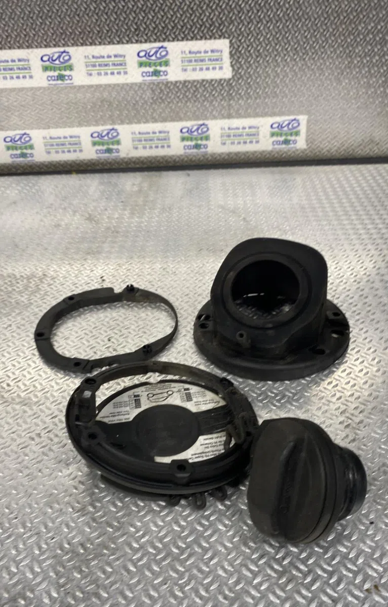 Volet de trappe carburant Smart FORTWO Cabrio (450) 0.7 (450.452) (2004-2007) occasion