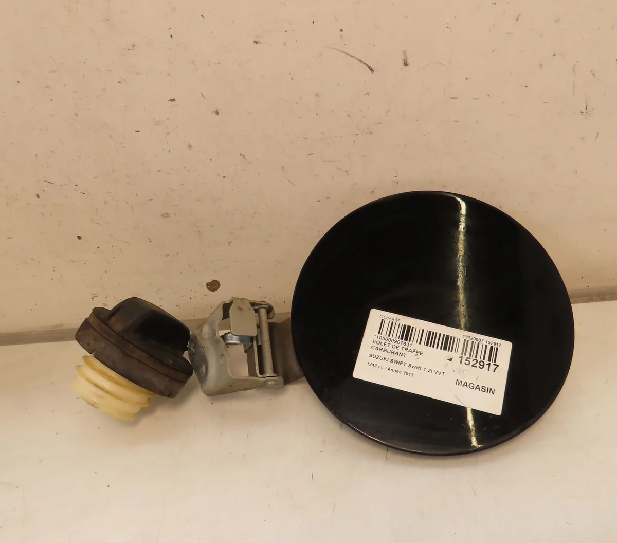 Volet de trappe carburant Suzuki SWIFT IV (FZ, NZ) 1.2 4x4 (azh 412) (2010) occasion