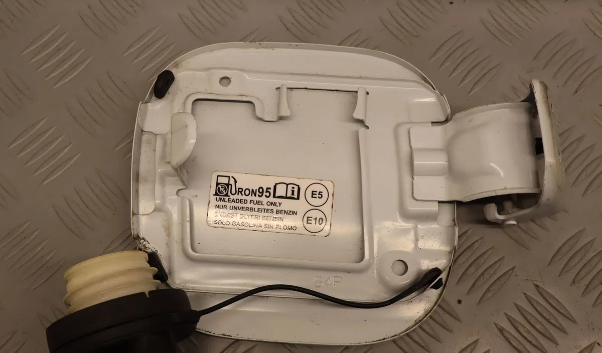 Volet de trappe carburant Suzuki VITARA (LY) 1.4 t allgrip (apk 414) (2015) occasion
