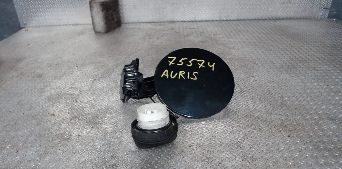 Volet de trappe carburant TOYOTA AURIS 1  AURIS 1 PHASE 1 occasion
