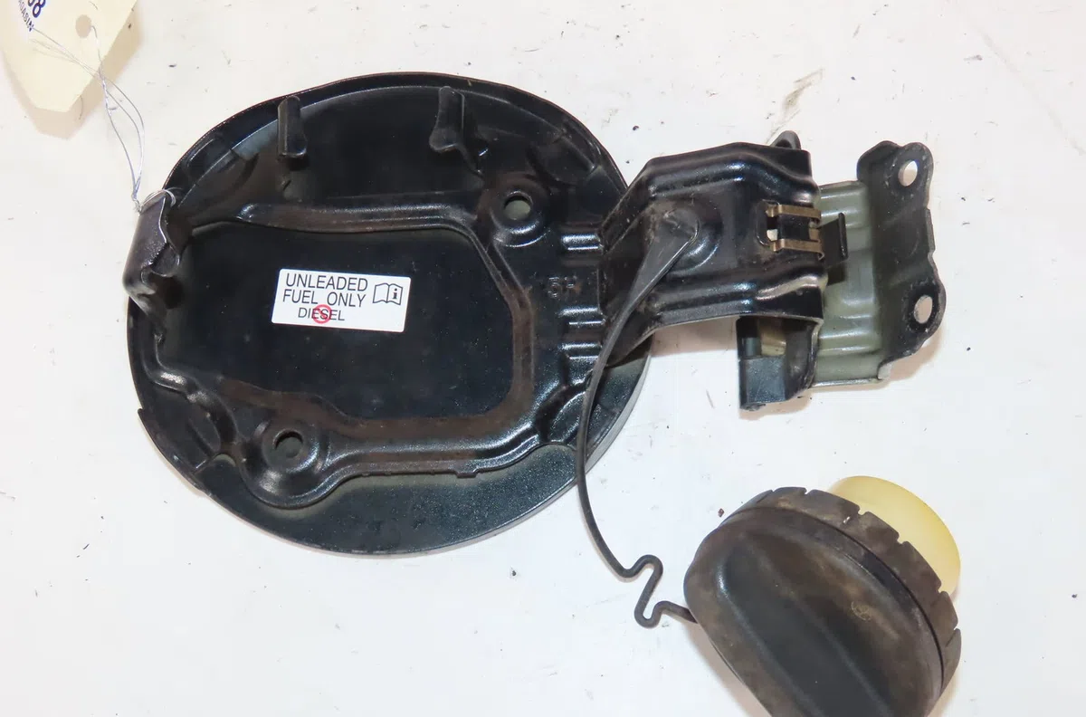 Volet de trappe carburant Toyota AURIS (_E18_) 1.2 (nre185_) (2015-2018) occasion