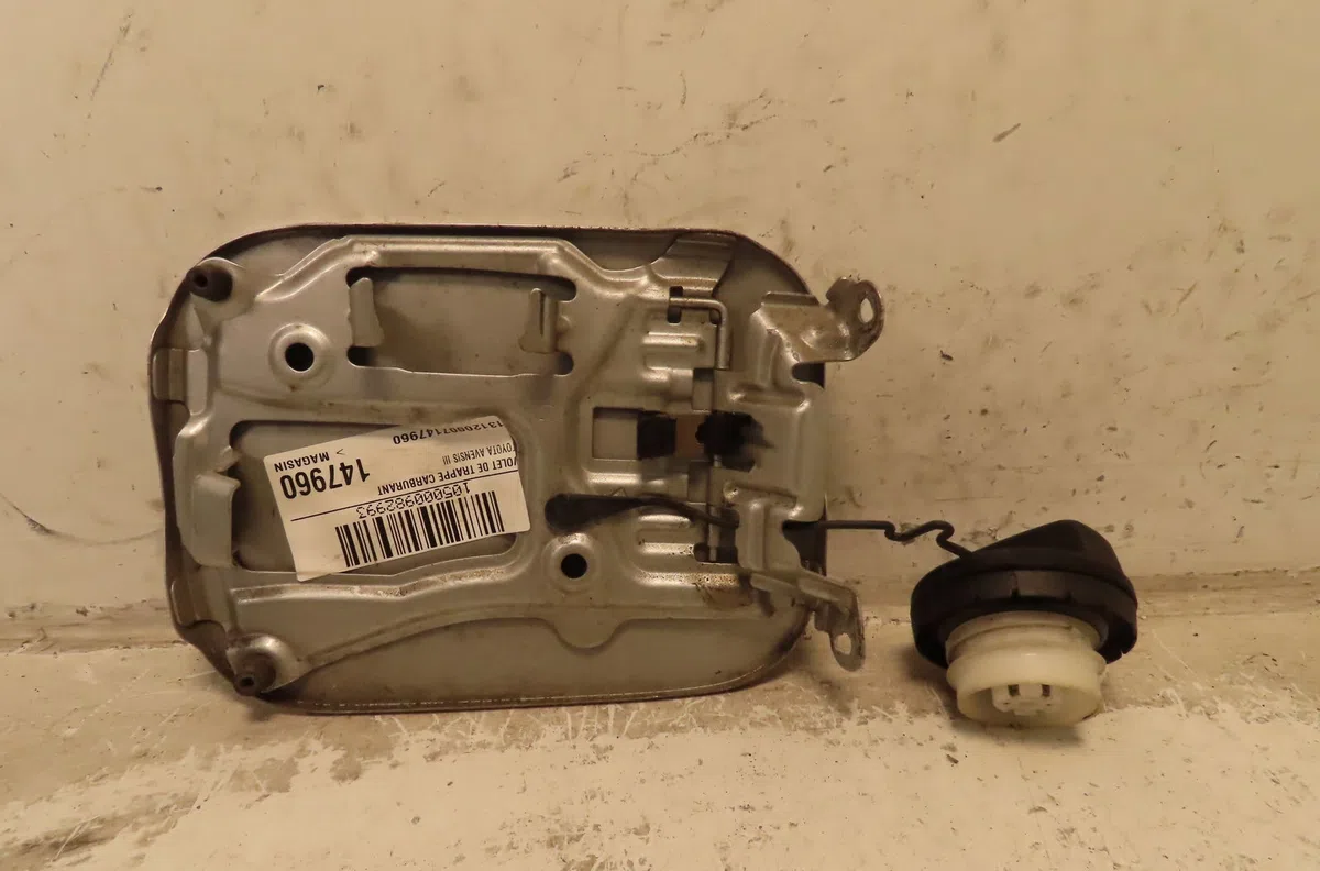 Volet de trappe carburant Toyota AVENSIS Break (_T27_) 2.0 d-4d (adt270_) (2011-2018) occasion