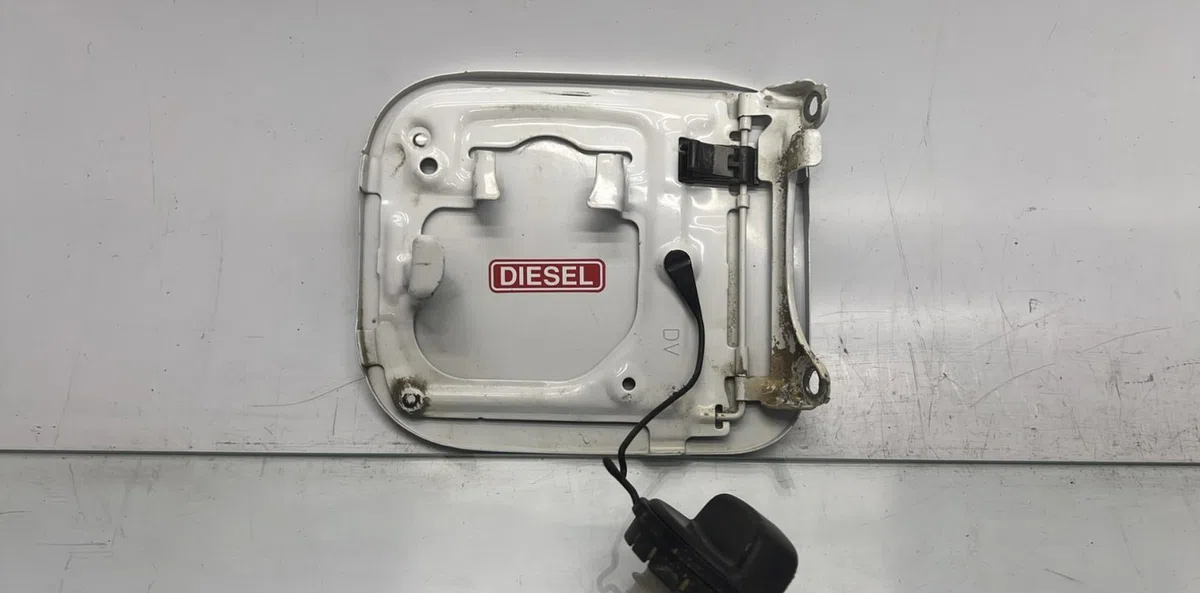 Volet de trappe carburant TOYOTA HILUX 4 PHASE 3 occasion