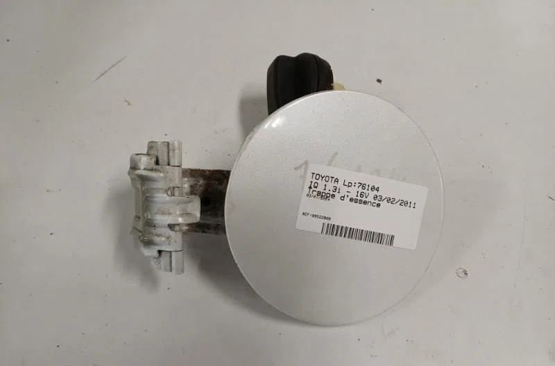 Volet de trappe carburant TOYOTA IQ occasion
