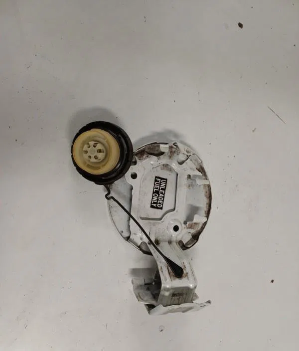Volet de trappe carburant TOYOTA IQ occasion