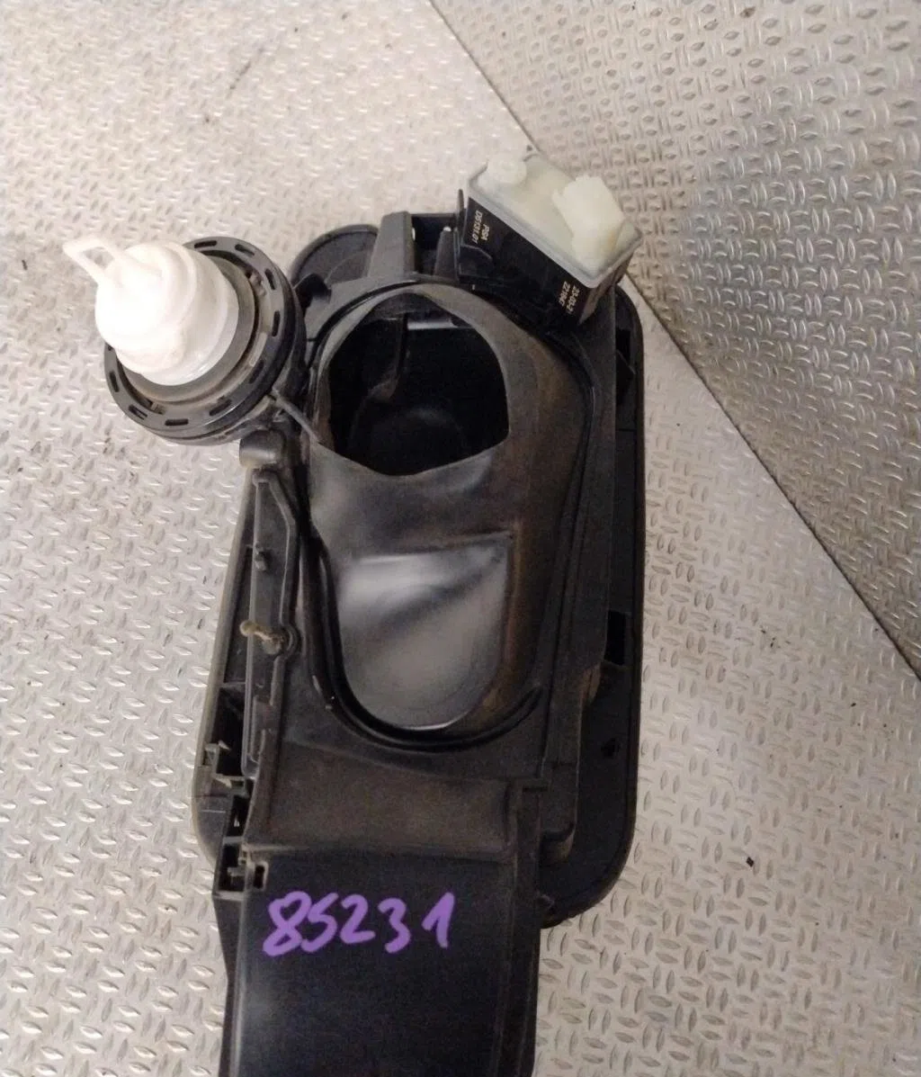 Volet de trappe carburant TOYOTA PROACE 3 CITY VERSO  PROACE 3 CITY VERSO occasion