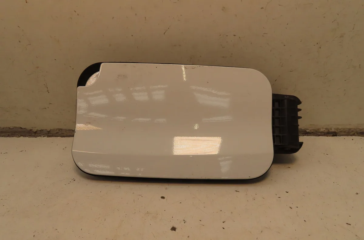 Volet de trappe carburant Toyota PROACE CITY VERSO Monospace 1.5 d-4d 130 (bkyma) (2019) occasion