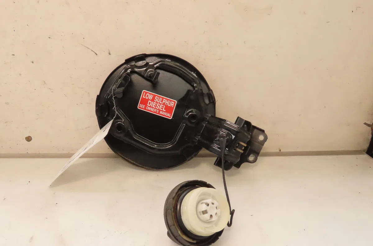Volet de trappe carburant Toyota RAV 4 IV (_A4_) 2.2 d 4wd (ala49) (2012) occasion