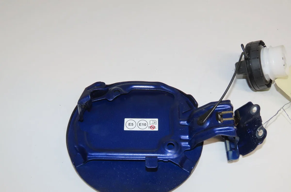 Volet de trappe carburant Toyota YARIS (_P21_, _PA1_, _PH1_) 1.5 hybrid (mxph10, mxph11) (2020) 5 portes occasion