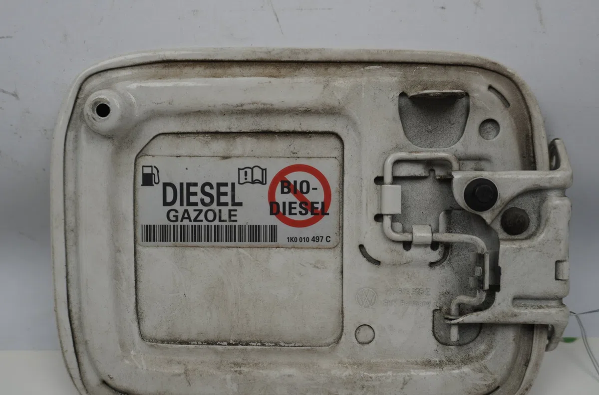 Volet de trappe carburant Volkswagen CADDY III Camionnette-Monospace (2KA, 2KH, 2CA, 2CH) 1.6 tdi (2010-2015) occasion