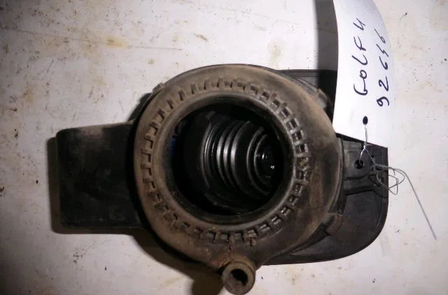 Volet de trappe carburant VOLKSWAGEN GOLF 2001 occasion