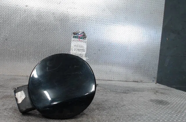 Volet de trappe carburant VOLKSWAGEN GOLF 5  GOLF 5 occasion