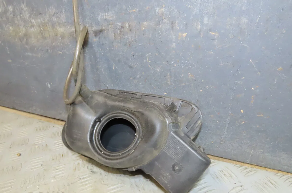 Volet de trappe carburant Volkswagen GOLF VII Variant (BA5, BV5) 1.6 tdi (2013-2018) occasion