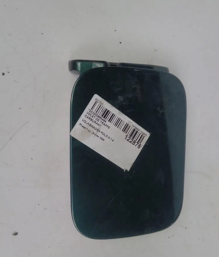 Volet de trappe carburant VOLKSWAGEN POLO FLI. 1996 occasion