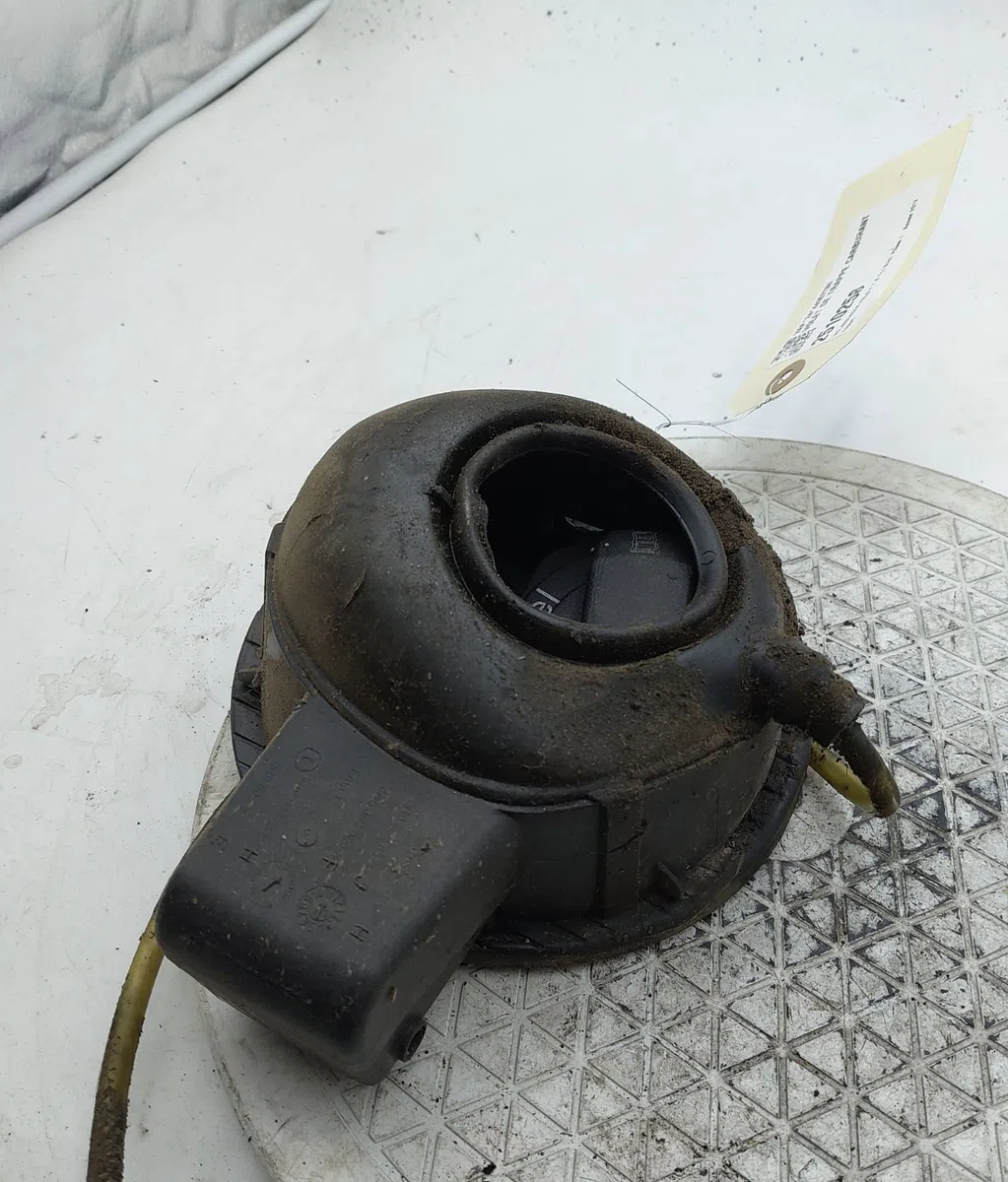 Volet de trappe carburant VOLKSWAGEN POLO V occasion