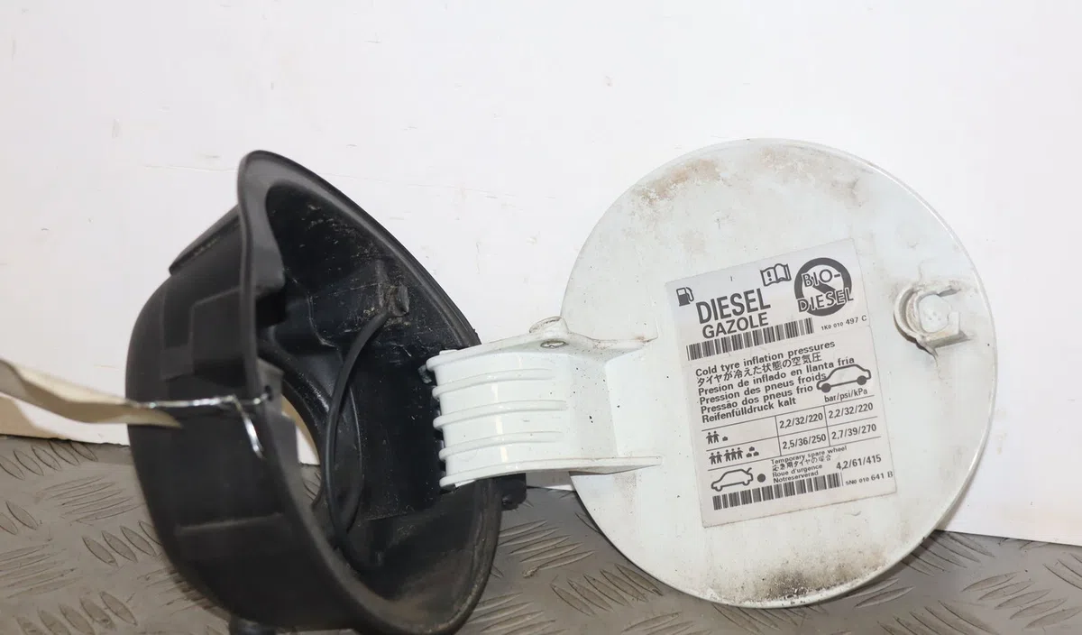 Volet de trappe carburant Volkswagen TIGUAN (5N_) 2.0 tdi 4motion (2007-2018) occasion