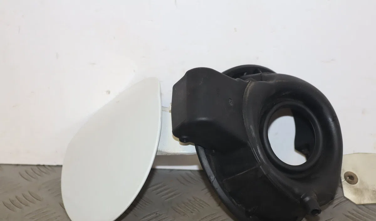 Volet de trappe carburant Volkswagen TIGUAN (5N_) 2.0 tdi 4motion (2007-2018) occasion