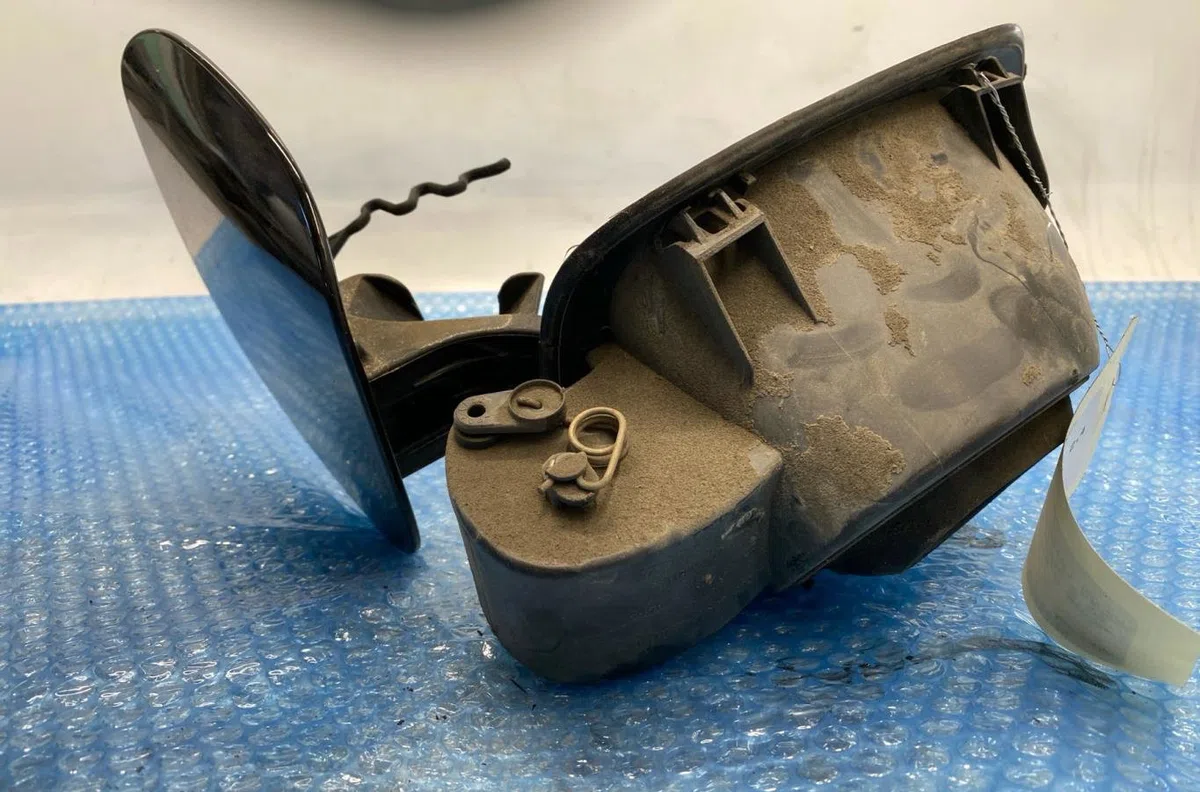 Volet de trappe carburant VOLVO V 60 2 PHASE 2 BREAK occasion
